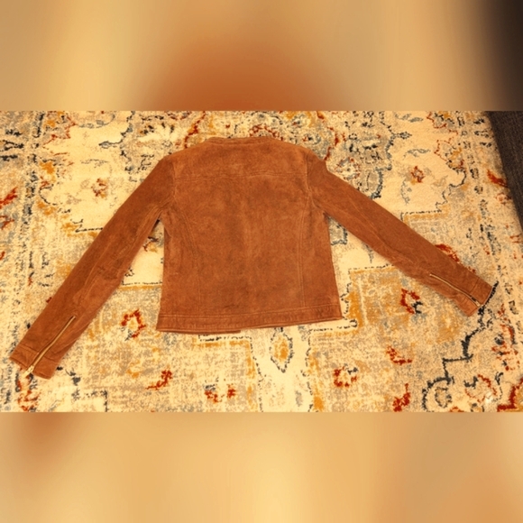 Leather jacket - Picture 3 of 9